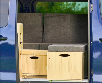 Ensemble kit d’aménagement van en L V2 – mobilier modulable avec couchage et rangements intégrés