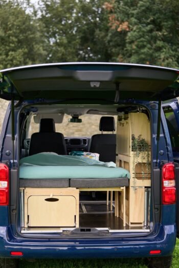 Lit peigne pour van et fourgon aménagé – structure convertible + grand coffre de rangement